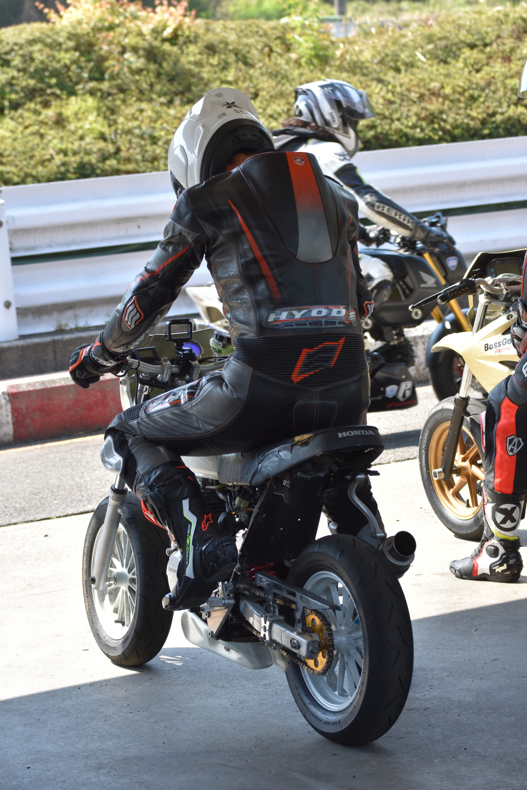 冴速の4発400cc＝ZX-4R | しゃぼん玉 -Shabondama-