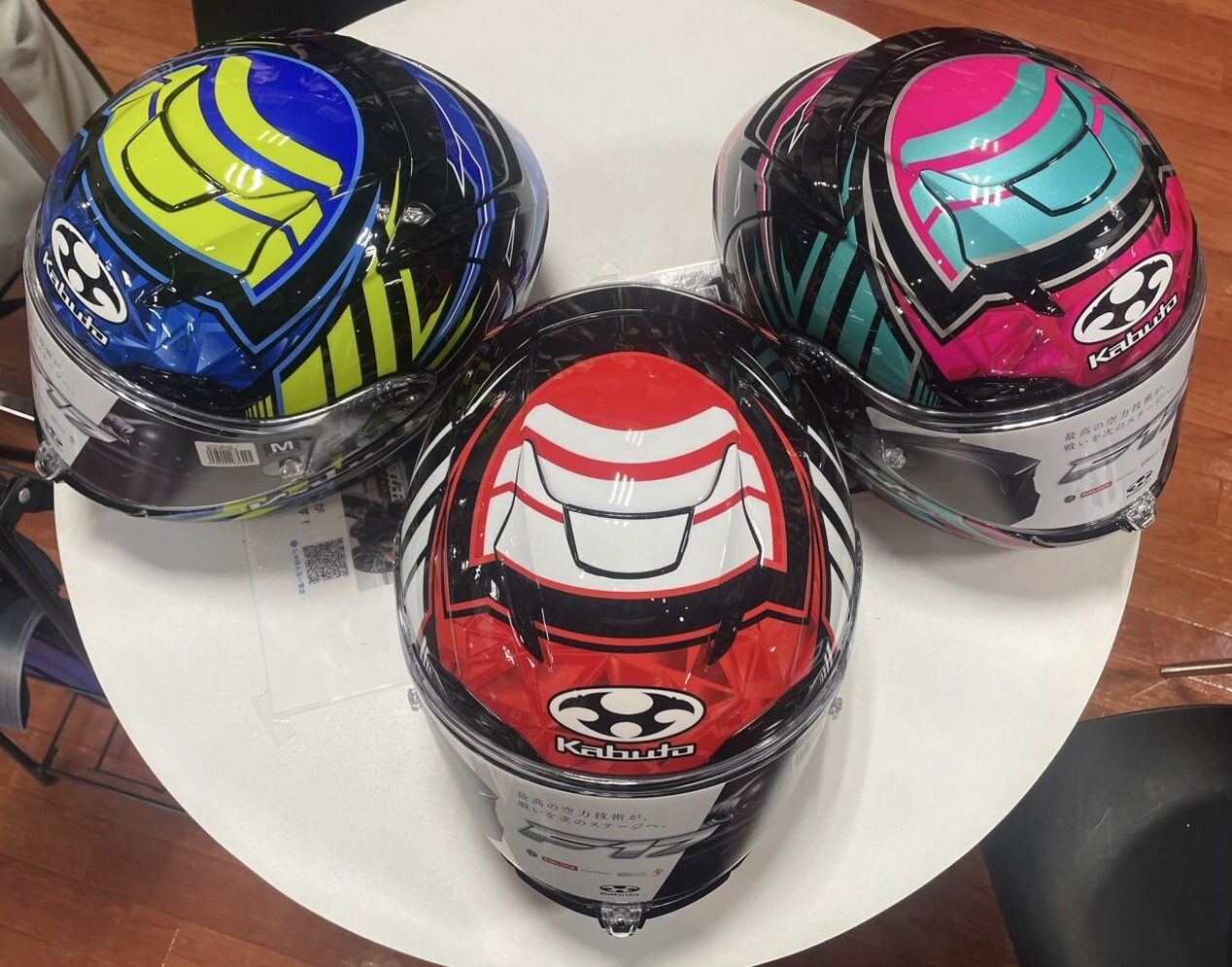 奇抜なメットたち🌟 | しゃぼん玉 -Shabondama-